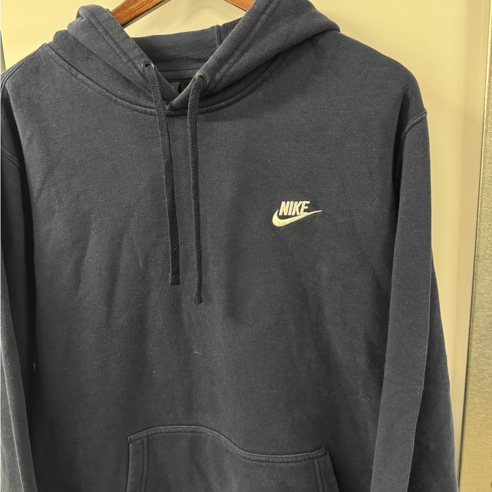 Nike Men's Dark Blue Hoodie - Picture 5 of 8